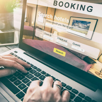 6 Mistakes to Avoid While Booking a Hotel Stay