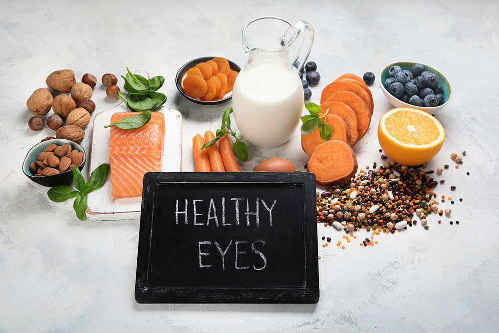 4 vitamins that help maintain eye health